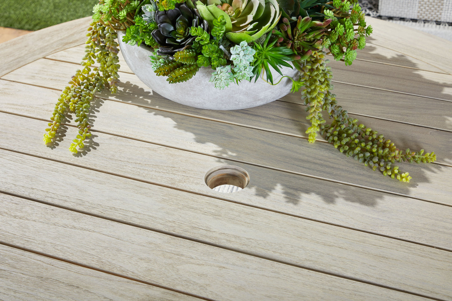 Carmel Outdoor 54" Round Dining Table