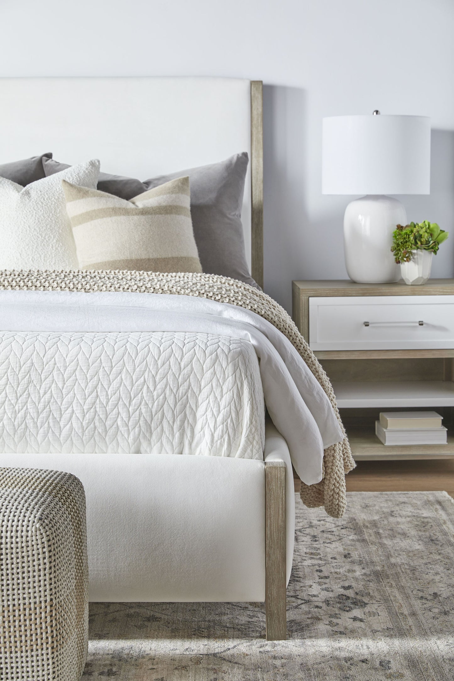 Emmett Standard King Bed