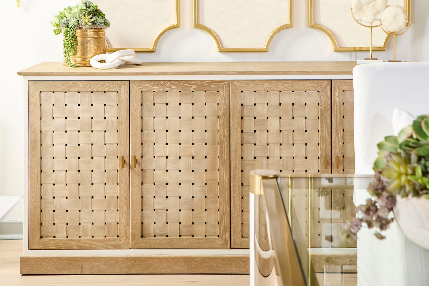 Nouveau Dining Table