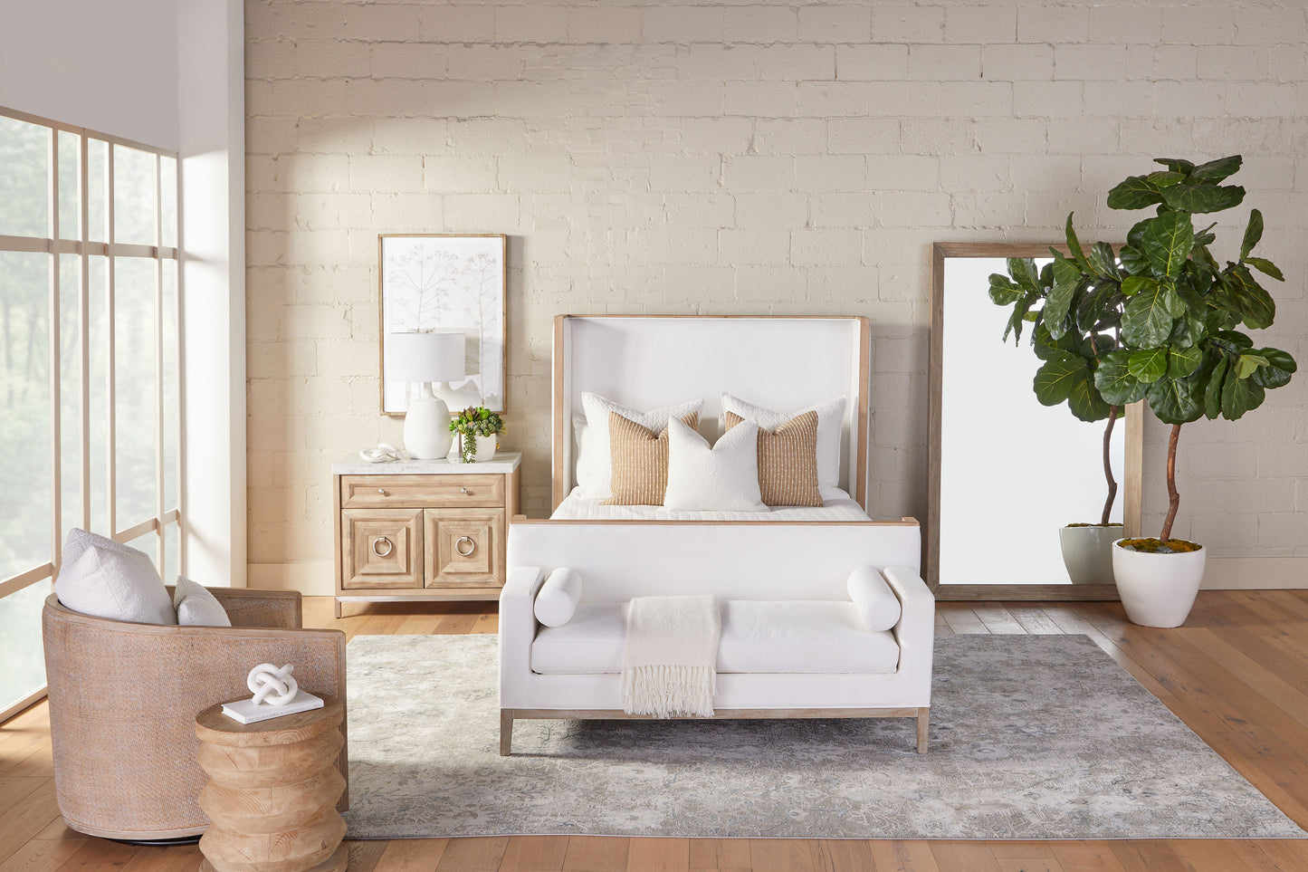 Tailor Shelter Cal King Bed