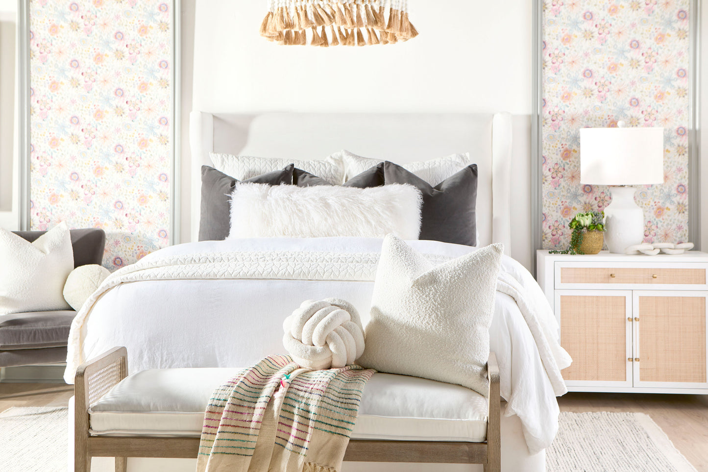 Balboa Queen Bed