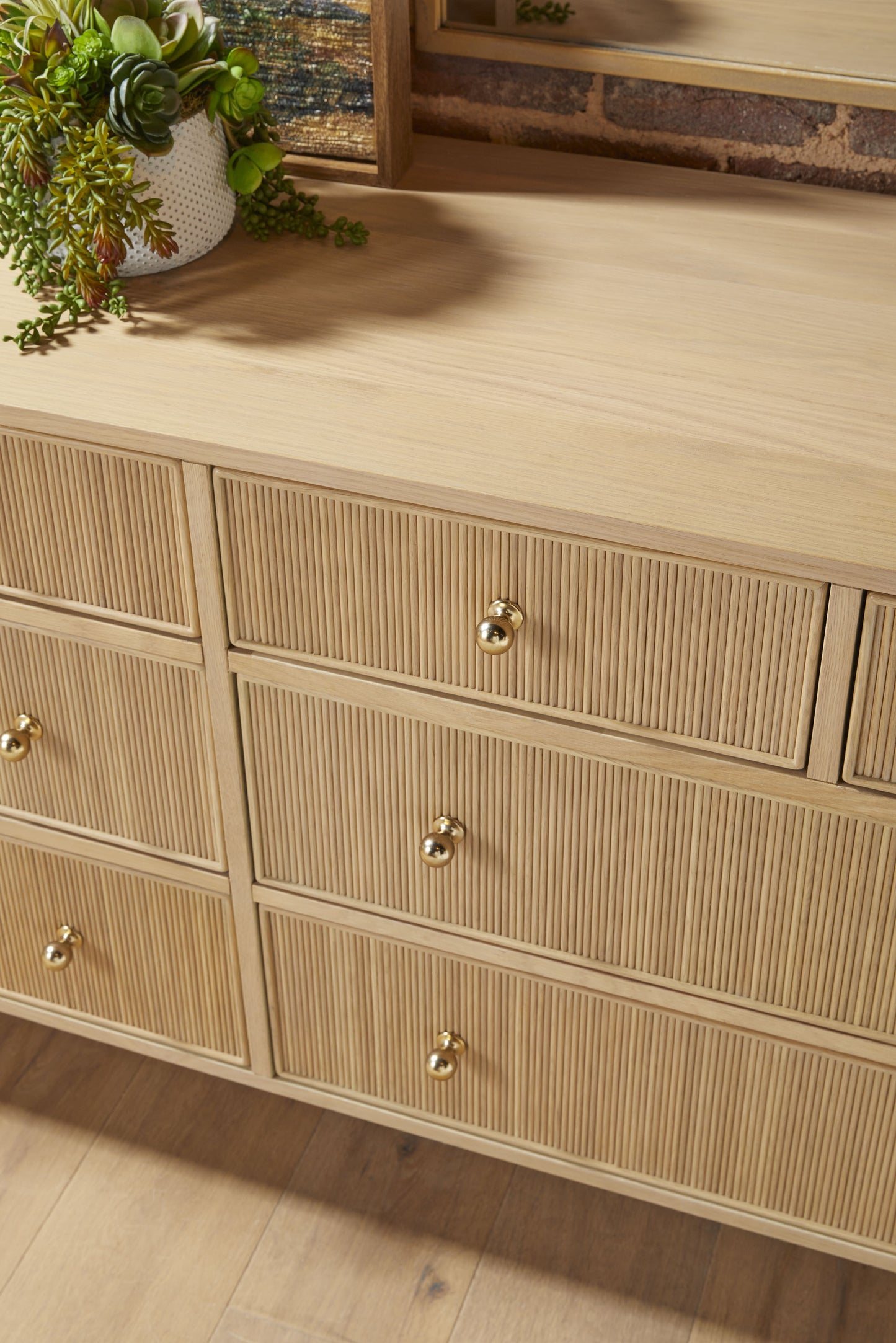 Highland 8-Drawer Double Dresser
