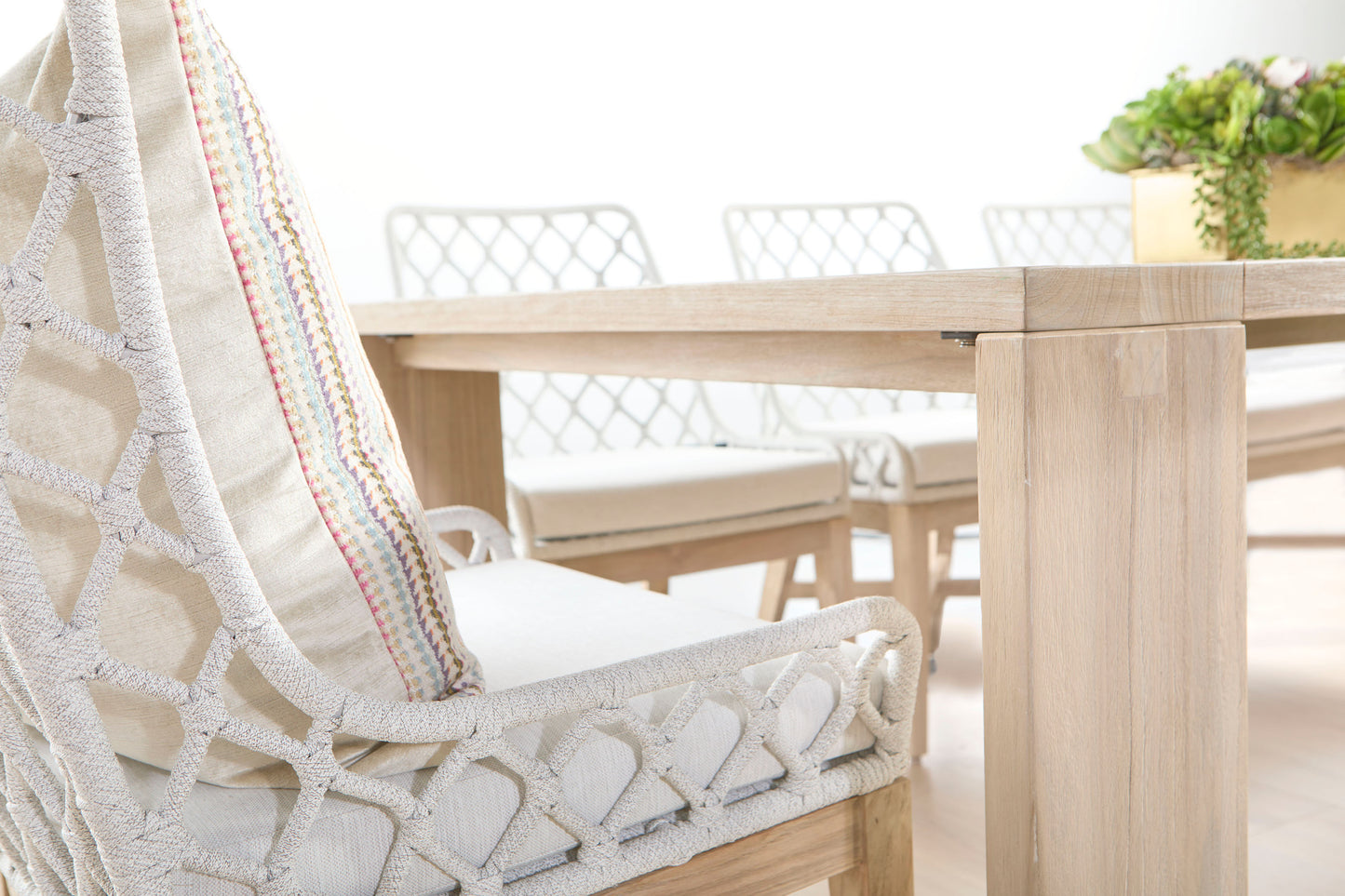 Lattis Outdoor Dining Chair