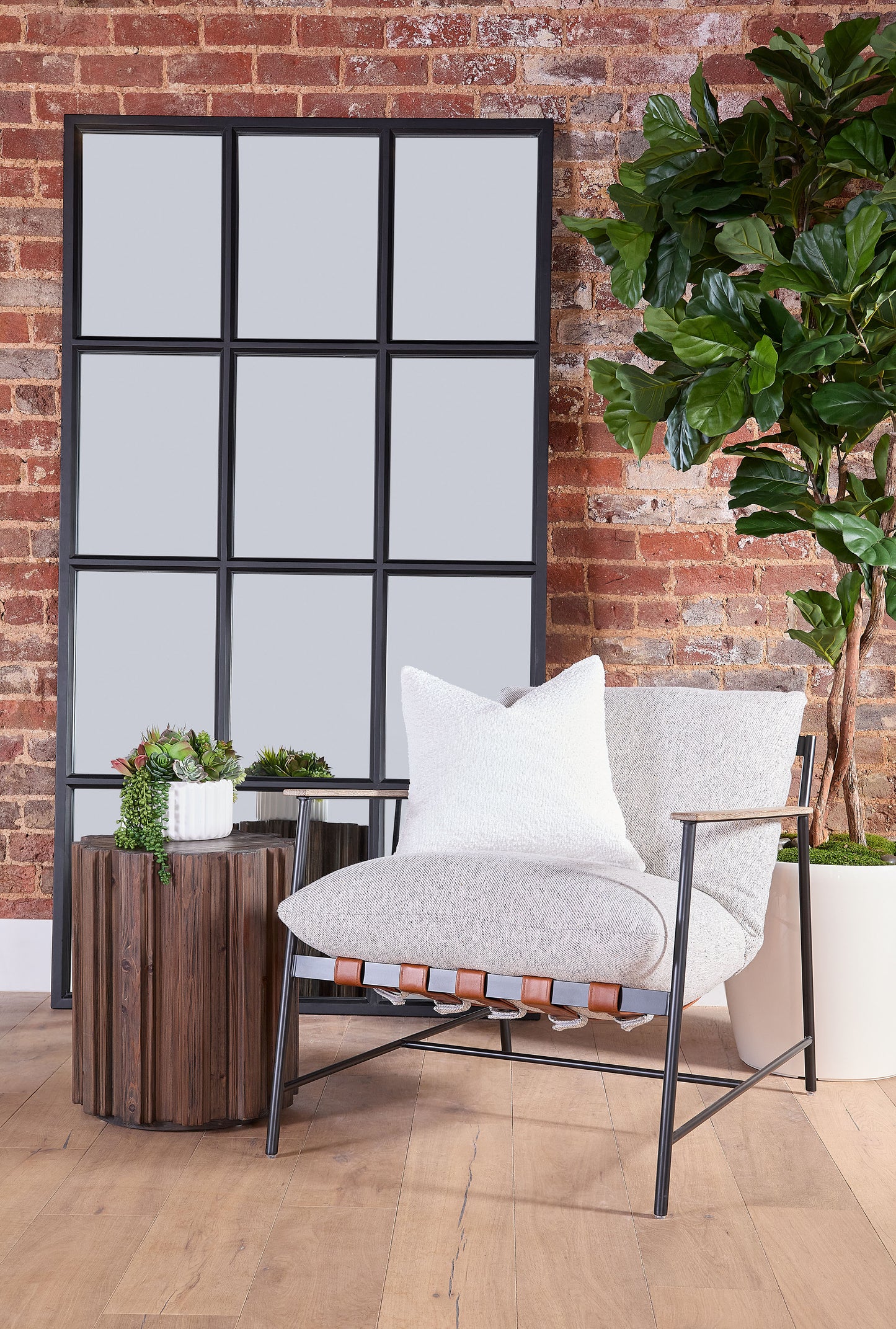 Roma Accent Table